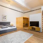 Pempelfort Luxury Townhouse