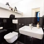 Pempelfort Luxury Townhouse Apartment Düsseldorf